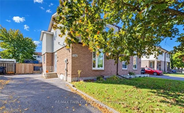 136 Sekura Crescent, Cambridge