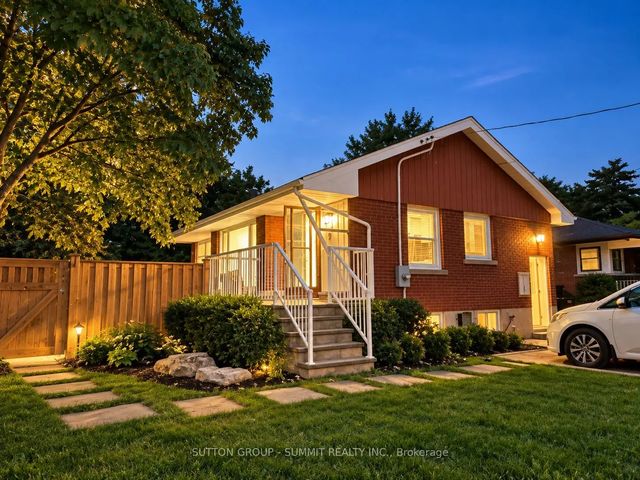 9 Grenadier Drive, Hamilton