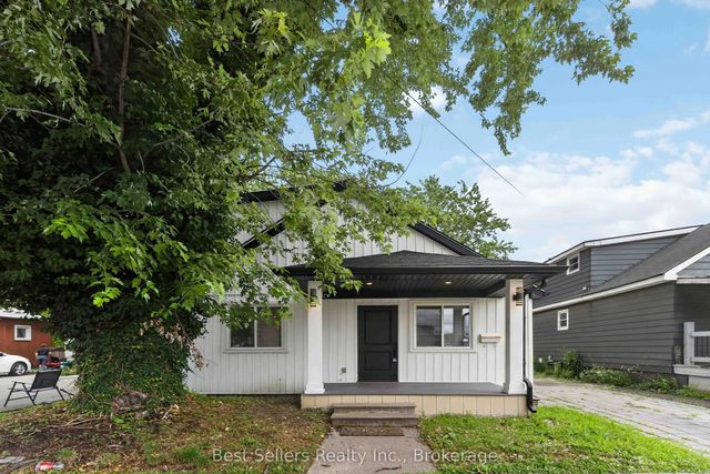85 Pelham Road, St. Catharines