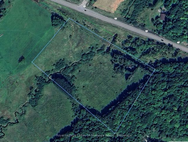 1827 Highway 141 Highway, Muskoka Lakes