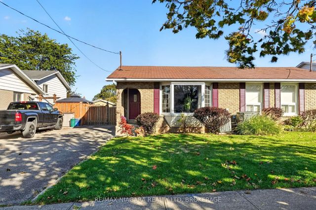 45 Green Maple Drive, St. Catharines