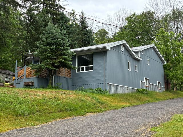 72 Lakeshore Road, Marmora and Lake