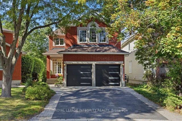 92 Maricona Way, Kanata