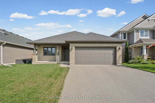 32 Foxtail Lane, St. Thomas