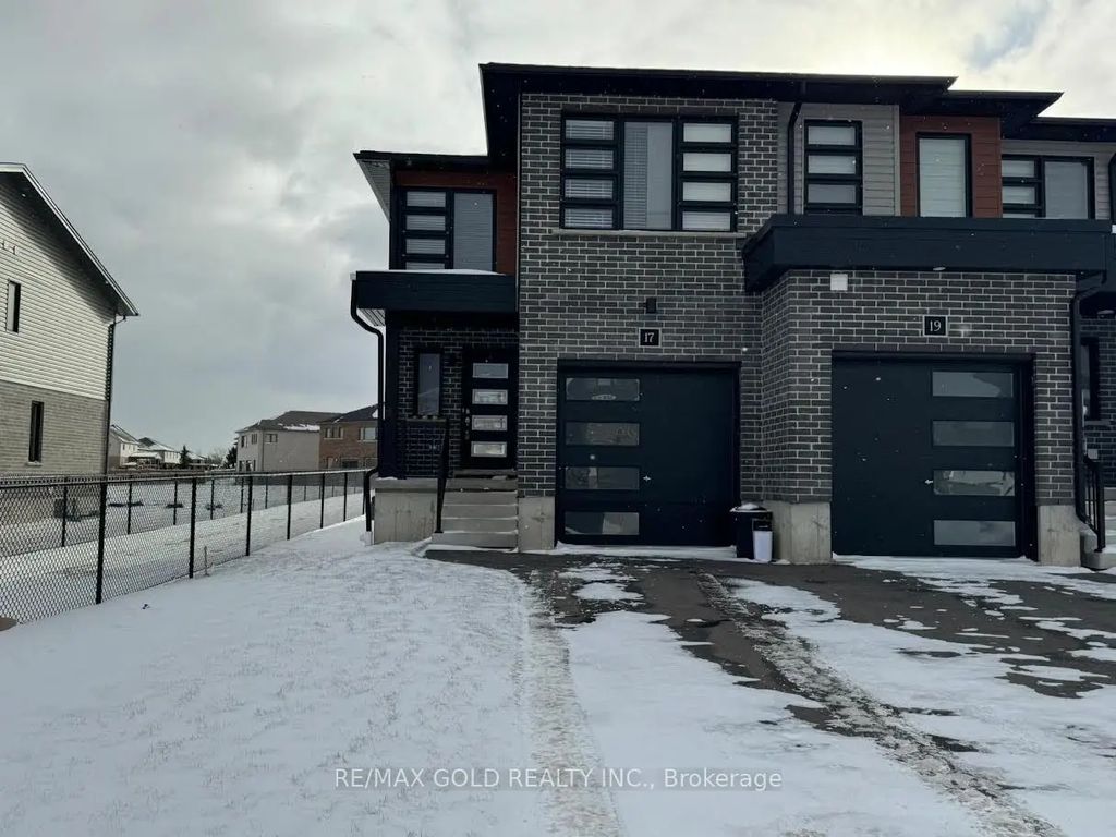 17 Wilkinson Avenue, Cambridge