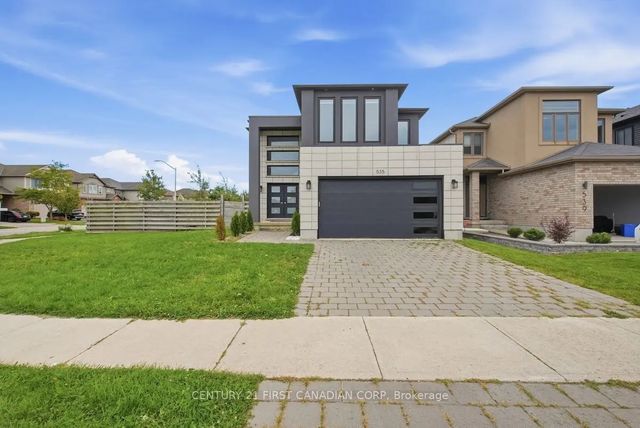 535 Freeport Street, London North