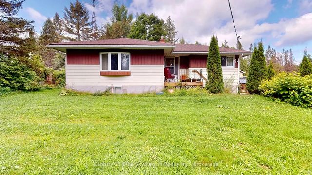 76 S. Horn Lake Road, Burk's Falls
