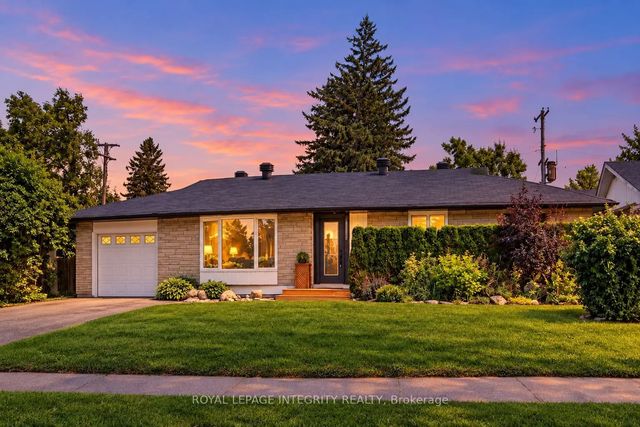 1213 Mcwatters Road, Parkway Park - Queensway Terrace S and Area