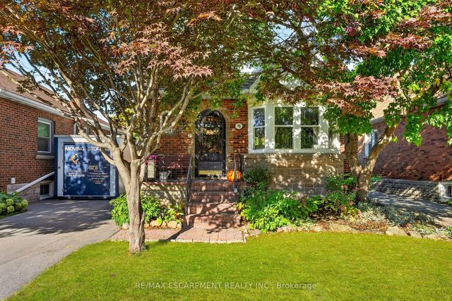 78 Cameron Avenue S, Hamilton