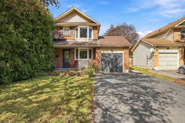 18 Stanley Drive, Port Hope