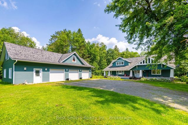 1622 Houseys Rapids Road, Gravenhurst