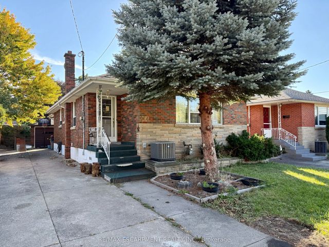 904 Maple Avenue Basement, Hamilton