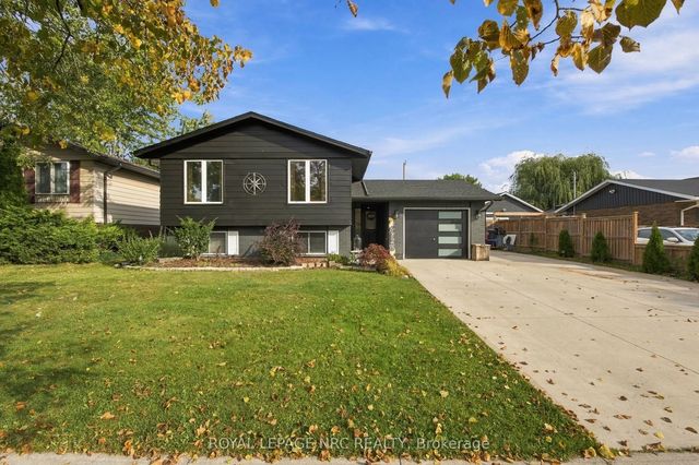 26 Pinehurst Drive, Welland
