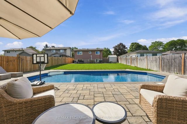 95 Chilton Drive, Hamilton