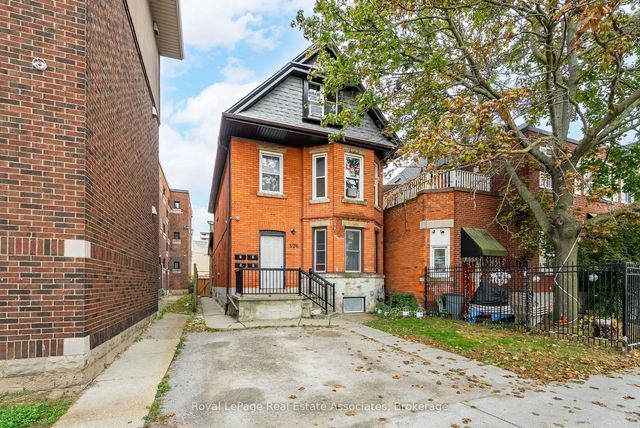 526 King Street E, Hamilton