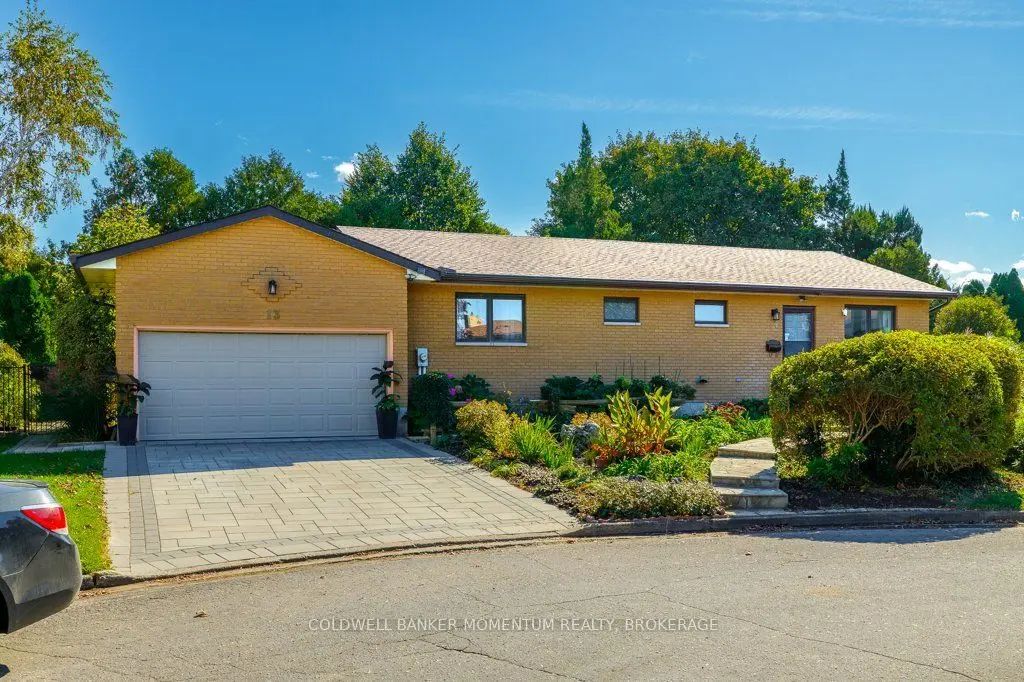 13 Lantana Circle E, St. Catharines