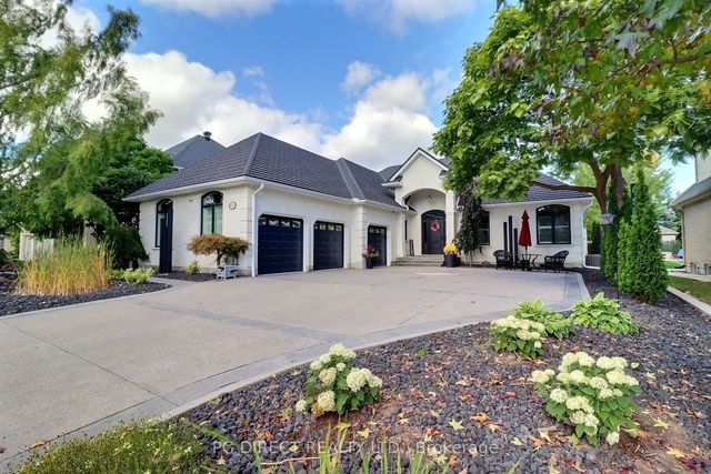 2083 Faircloth Road, London North