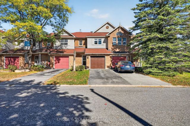 12 Kalbrook Street, Kanata
