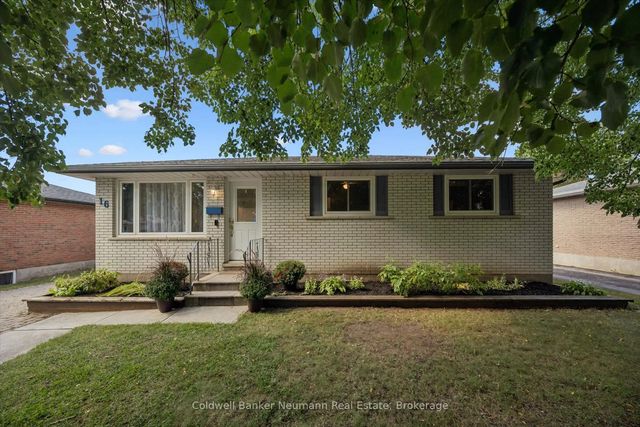 16 Argyle Drive, Guelph