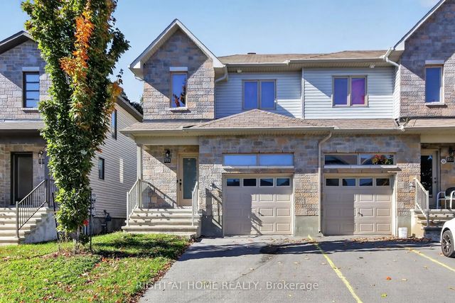 221 King Street, Carleton Place