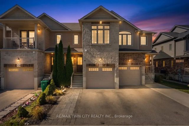 72 Meadowridge Street, Kitchener