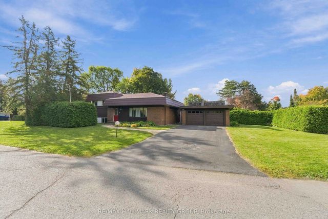 3 Sandwell Crescent, Kanata