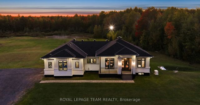 4686 Birchgrove Road, Orleans - Cumberland and Area