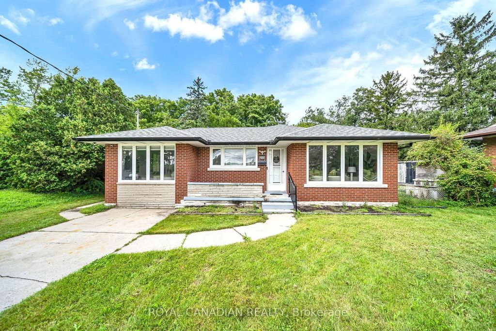 284 Cedar Crescent, Cambridge