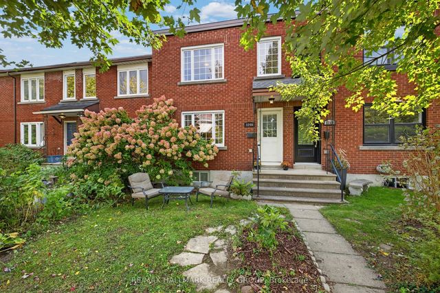 1246 Summerville Avenue, Carlington - Central Park