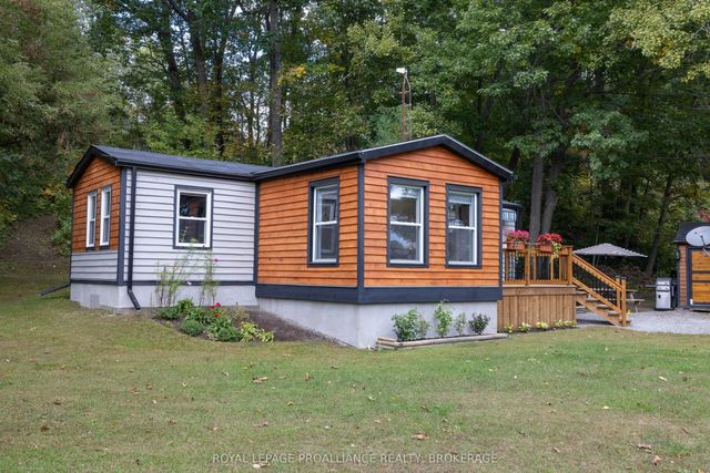 106 Old River Road, Leeds and the Thousand Islands