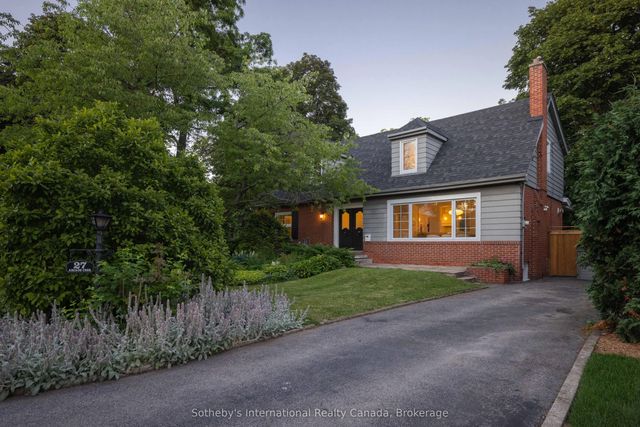 27 Arcade Crescent, Hamilton