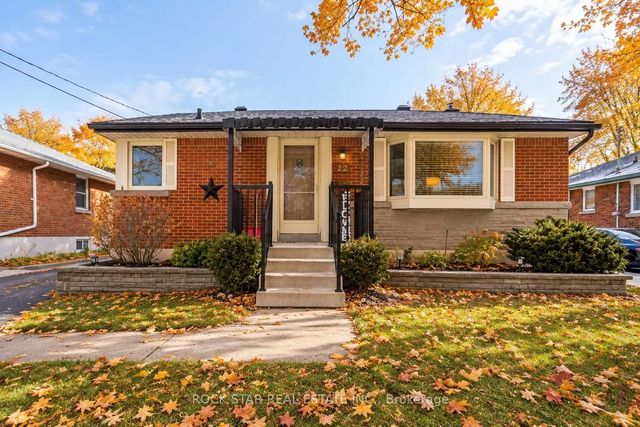 22 Fernwood Crescent, Hamilton