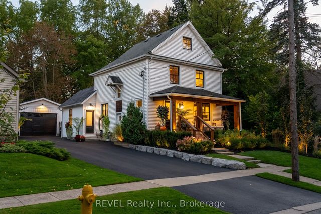 6 Elm Avenue, Pelham