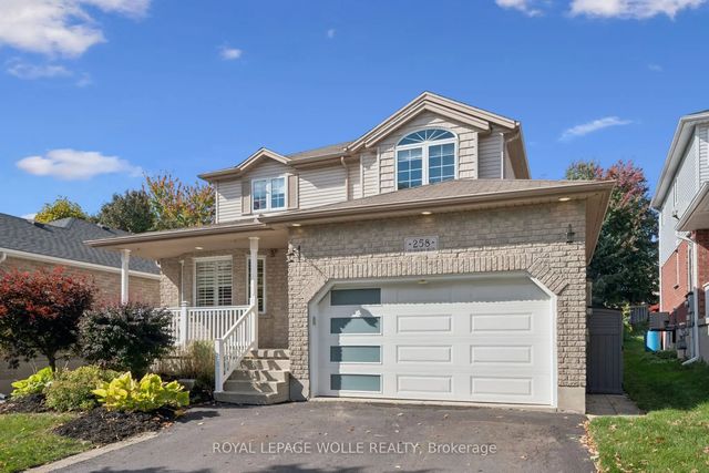 258 Dearborn Boulevard, Waterloo