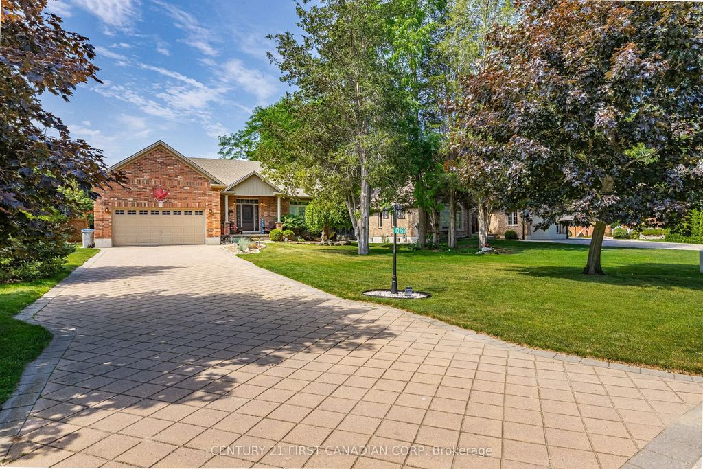 10159 Meadowlily Crescent, Lambton Shores