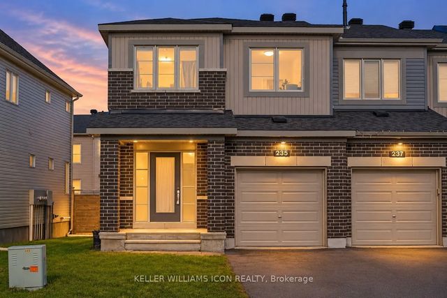 235 Bandelier Way, Stittsville - Munster - Richmond