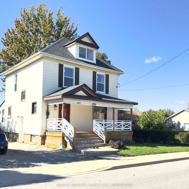 4825 Crysler Avenue, Niagara Falls