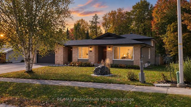 101 Meadow Heights Drive, Bracebridge