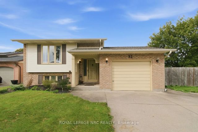 32 Crestcombe Road, St. Catharines