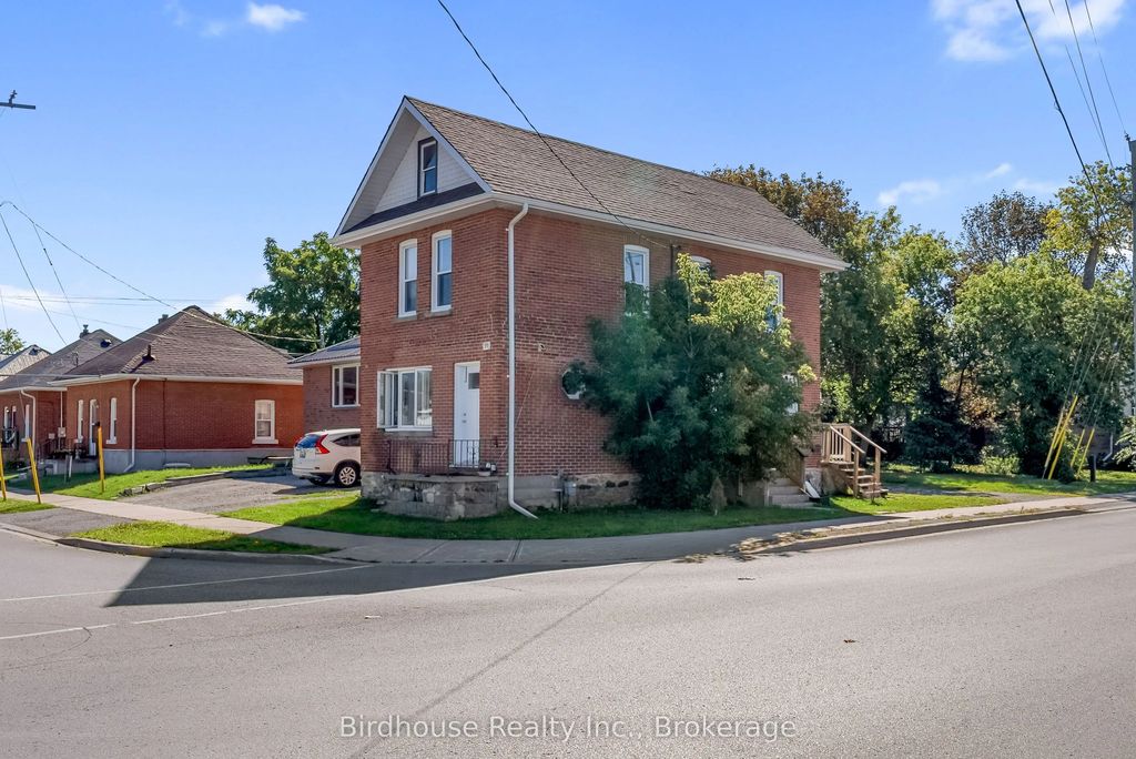 99 Durham Street W, Kawartha Lakes