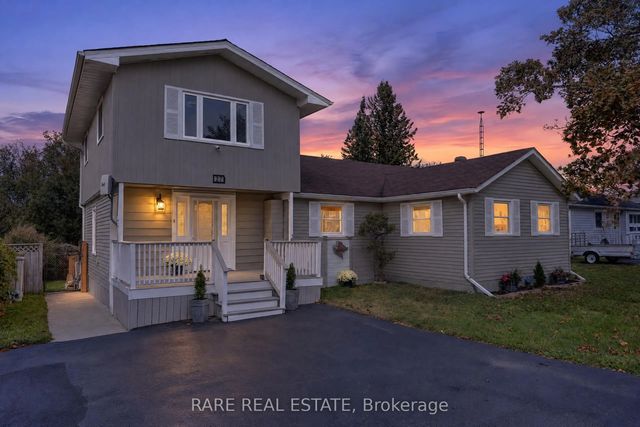 27 Carleton Boulevard, Hamilton Township