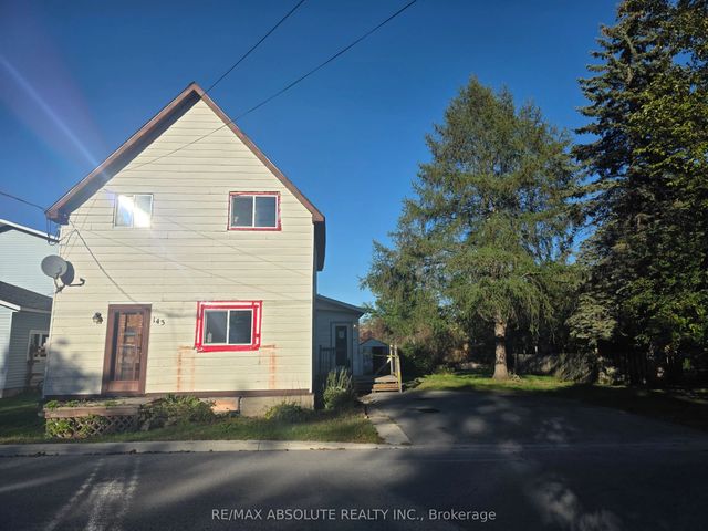 143 Park Avenue, Carleton Place