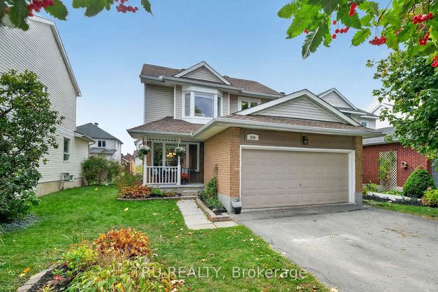 986 Sheenboro Crescent, Orleans - Cumberland and Area