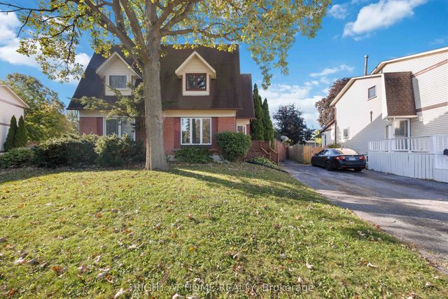 51 Maplestone Avenue, Sarnia