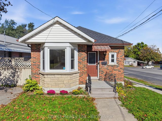 32 Meyers Street, Belleville