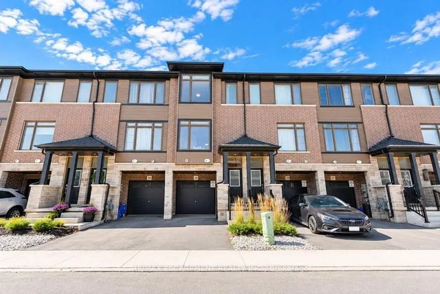 120 Court Drive 29, Brant
