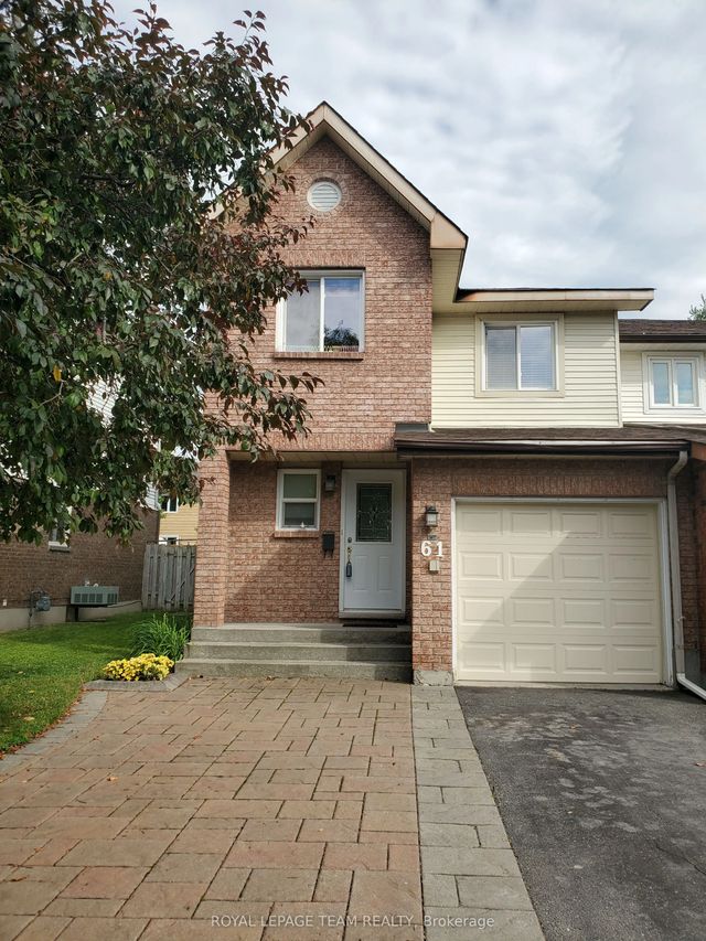 61 Mcgibbon Drive, Kanata