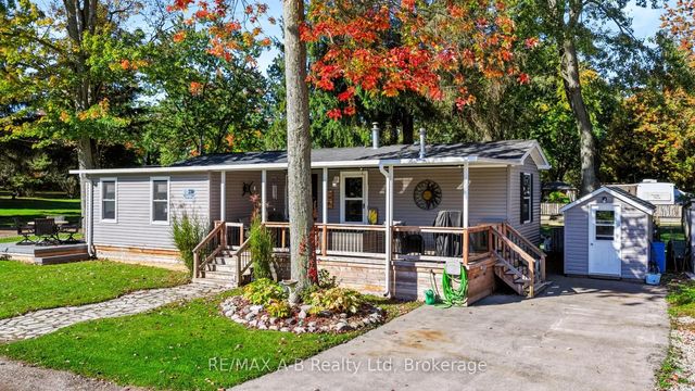 923590 Road 92 Road, Zorra