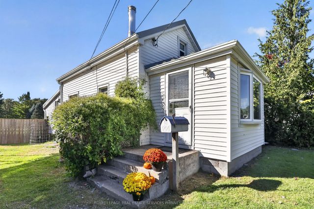 715 South Pelham Road, Welland