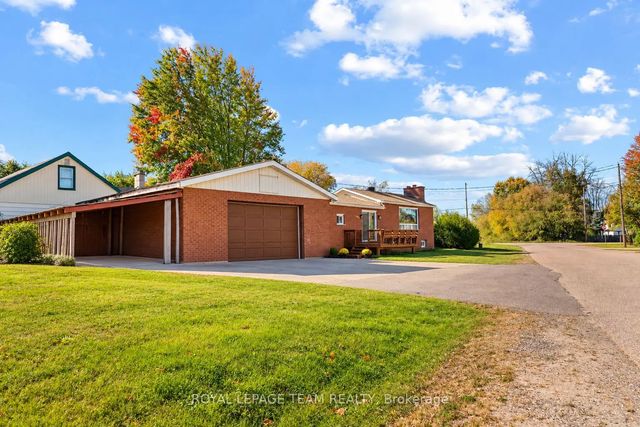 1126 Poirier Street, Pembroke